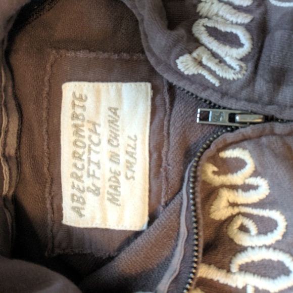 Ambercrombie and Fitch tan sweatshirt zip s small - Picture 6 of 8